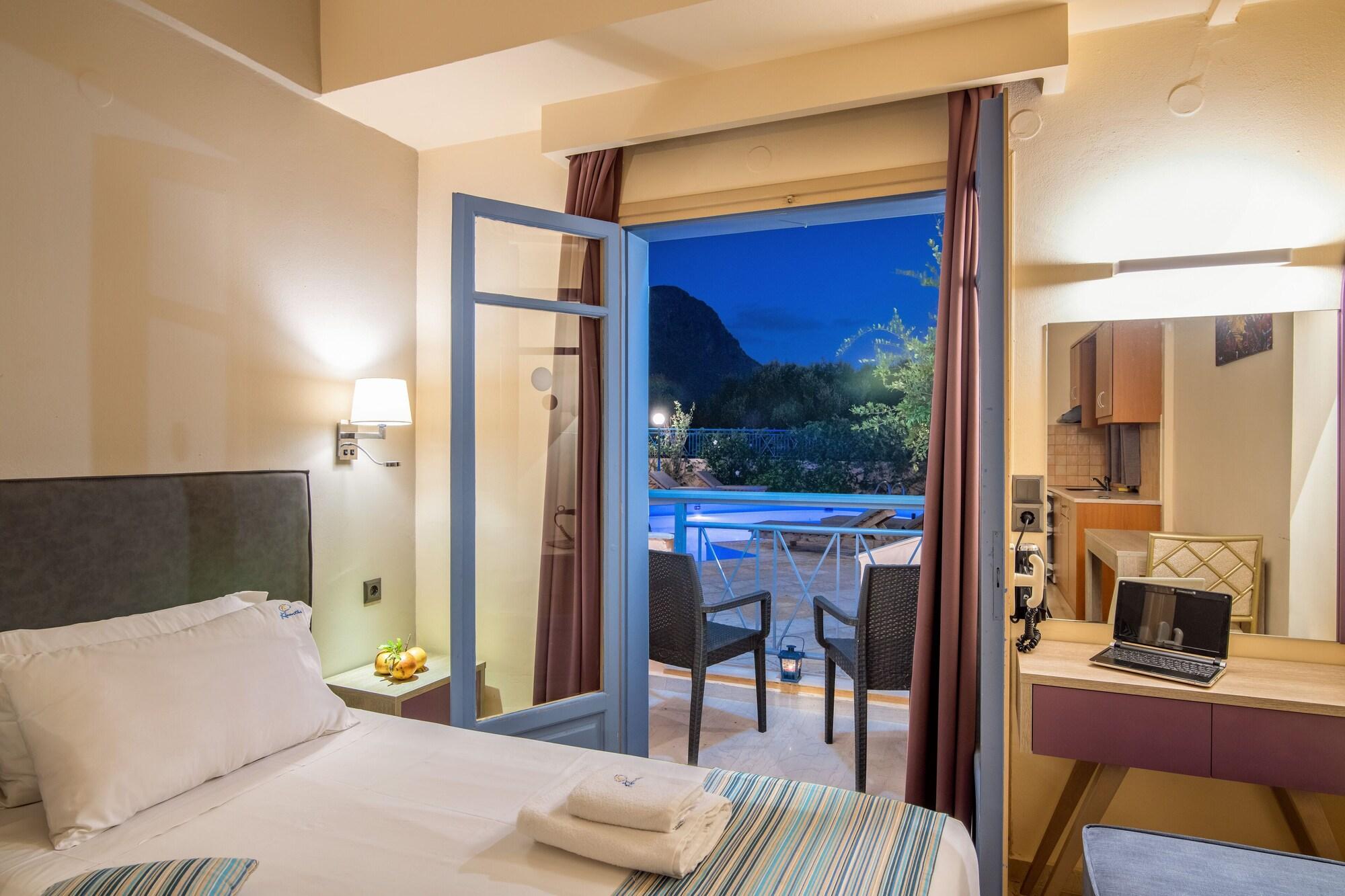 Kleanthi Aparthotel 3*